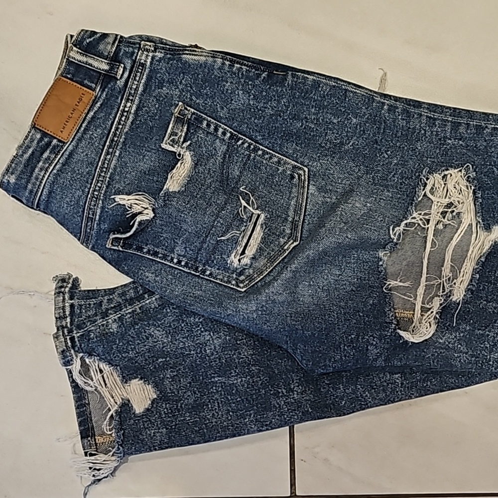 AE Distressed Mom Jean size 2